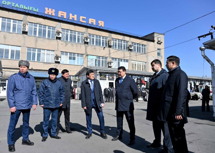 Аким области: «Объекты торговли, обслуживающие население, должны соответствовать современным требованиям»