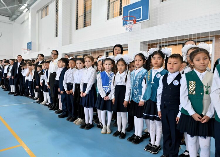 В Семее открылась новая школа на 300 мест