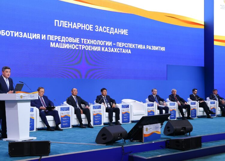 Казахстан усиливает промышленный курс – Бектенов обозначил роль машиностроения в новой экономике