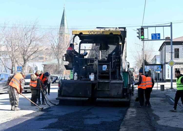В этом году в Семее будет заасфальтировано 100 улиц