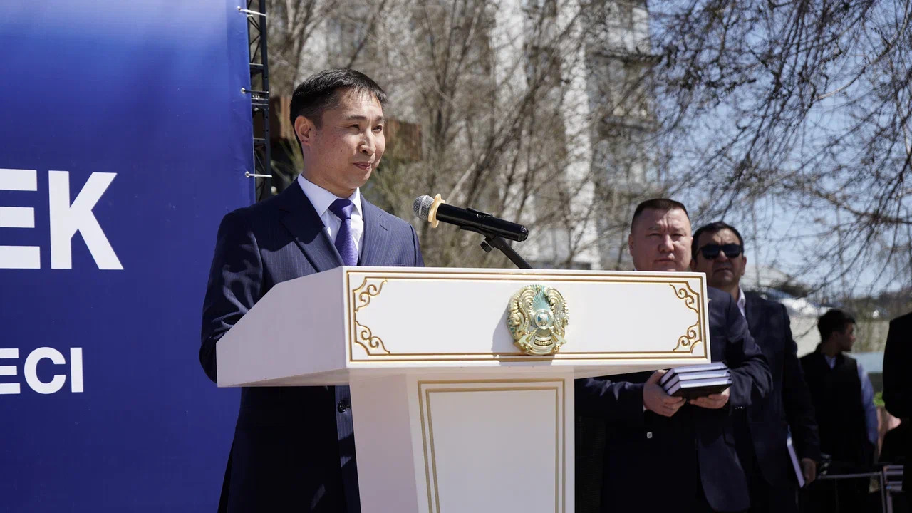 В Семее прошла ярмарка вакансий «Адал адам – адал еңбек»