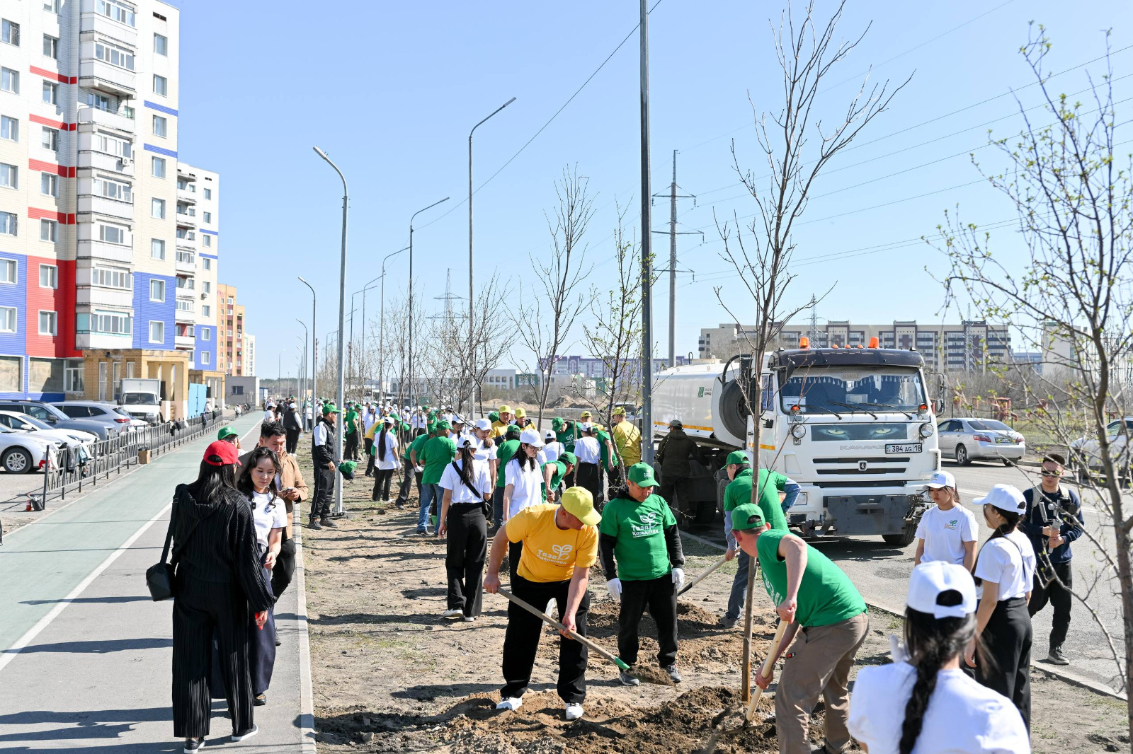 В рамках программы «Таза Қазақстан» в телемосте приняли участие более 5 тысяч жителей