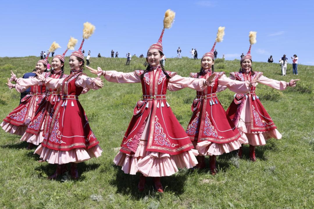 Фестиваль "Цветение яблони Сиверса" прошел в Жетісу