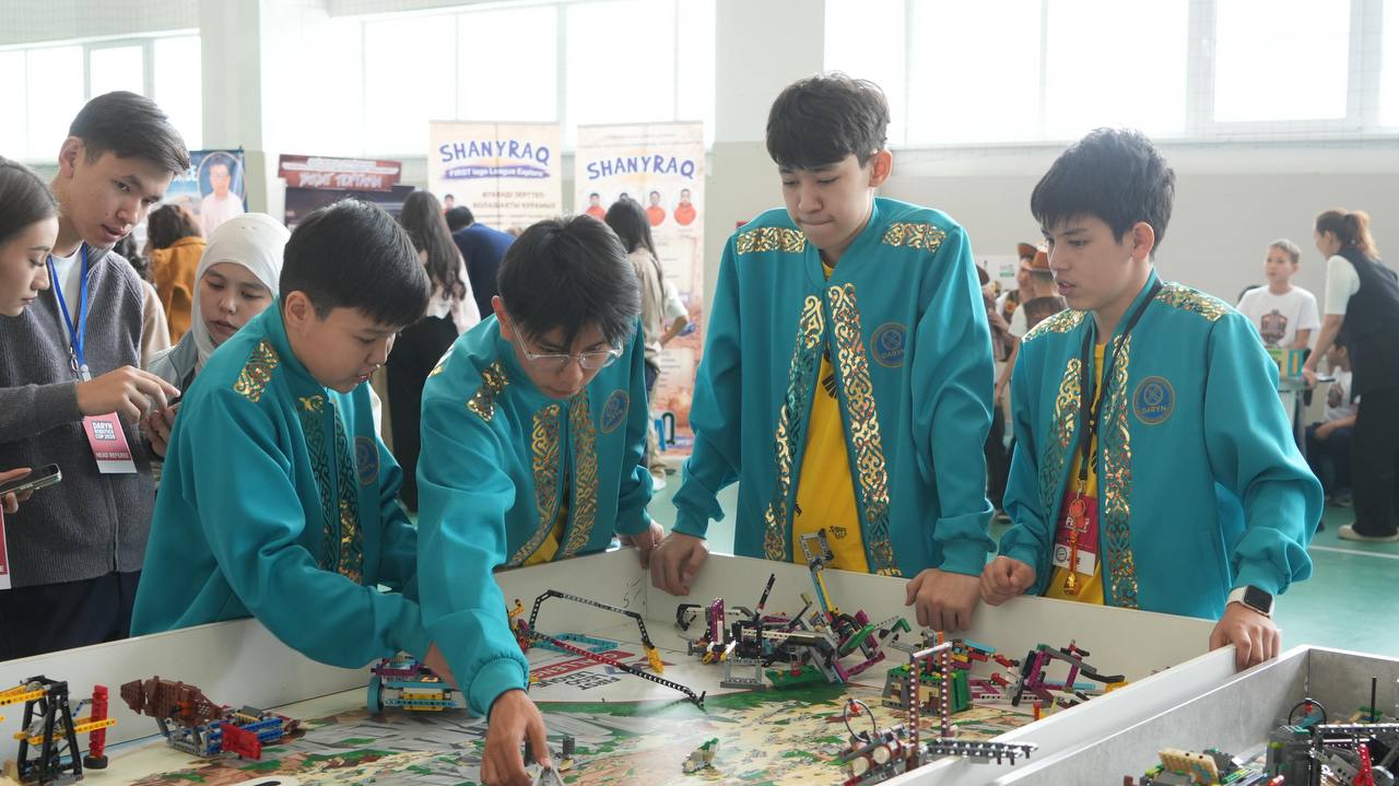 В Семее стартовал республиканский турнир «Daryn Robotics Cup – 2026»