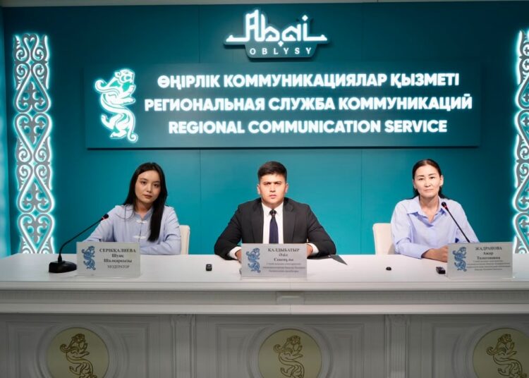 Контейнеры без крышек и переполненные площадки: какие проблемы с ТБО остаются в Семее