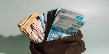 Реальные доходы казахстанцев увеличились на фоне роста номинальных выплат