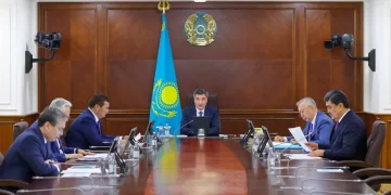 Инициатива Президента «Таза Қазақстан» реализуется как ключевой принцип, заложенный в Конституции — Олжас Бектенов