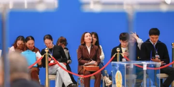 405 международных наблюдателей дополнительно аккредитовал ЦИК