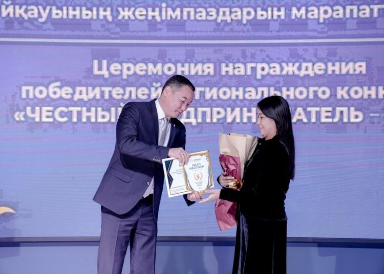 В области Абай состоялась церемония награждения победителей регионального конкурса «Адал кәсіпкер – 2026»